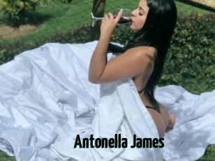 Antonella_James