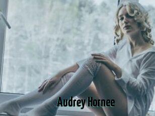 Audrey_Hornee