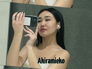Akiramieko