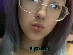 Alyxxxis69
