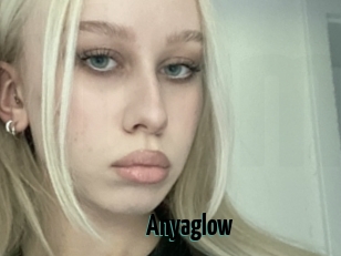 Anyaglow