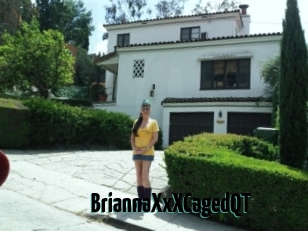 BriannaXxXCagedQT