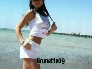 Brunette09