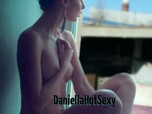 DaniellaHotSexy