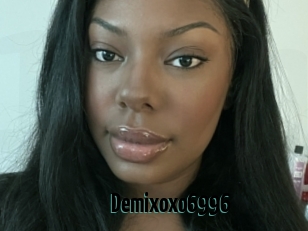 Demixoxo6996