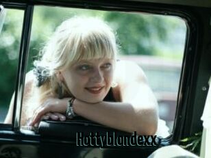 Hottyblondexx