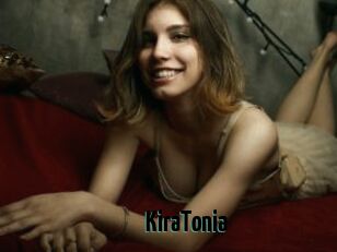 KiraTonia