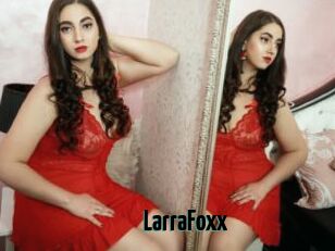 LarraFoxx