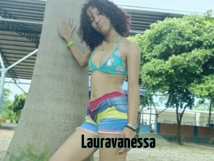 Lauravanessa