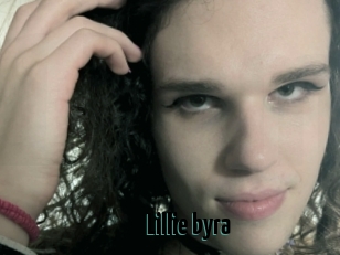 Lillie_byra