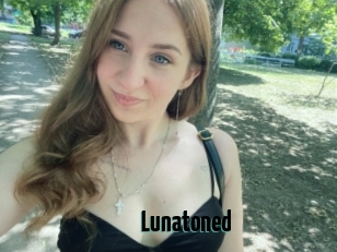 Lunatoned