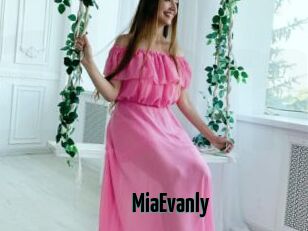 MiaEvanly