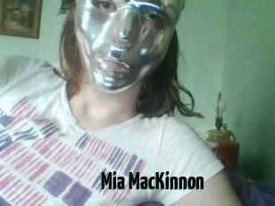 Mia_MacKinnon