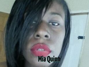 Mia_Quinn