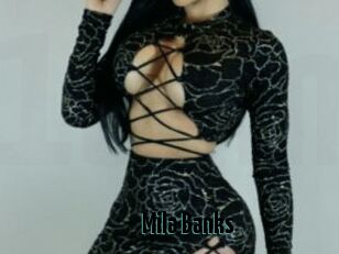 Mila_Banks