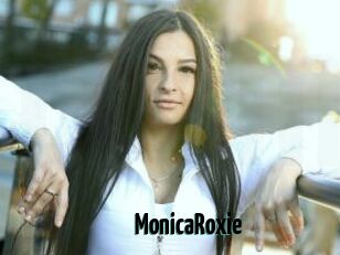 MonicaRoxie