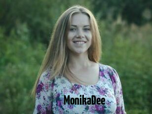 MonikaDee