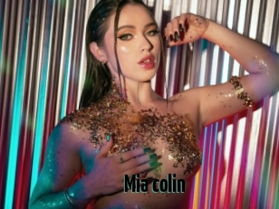 Mia_colin