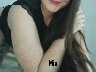 Mia