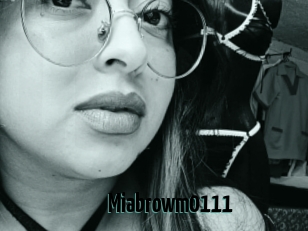 Miabrowm0111