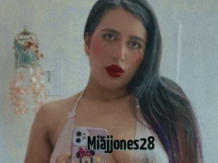 Miajjones28