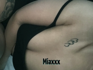 Miaxxx