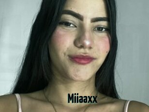 Miiaaxx