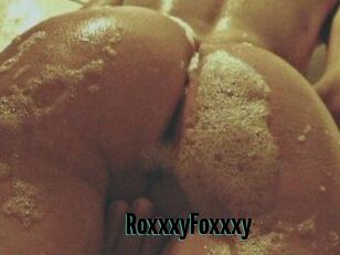 RoxxxyFoxxxy