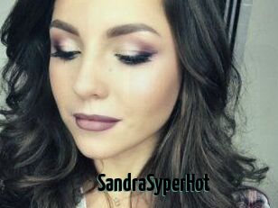 SandraSyperHot