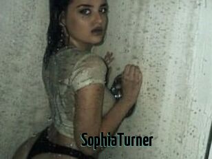 Sophia_Turner