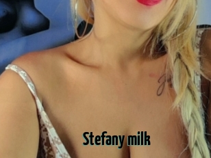 Stefany_milk