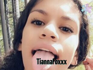 TiannaFoxxx