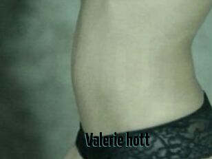 Valerie_hott